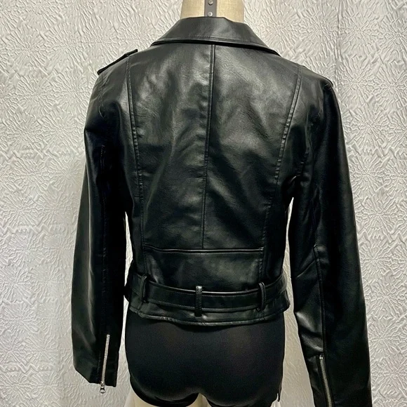 SOLD🚫 - Picture 3 of 5